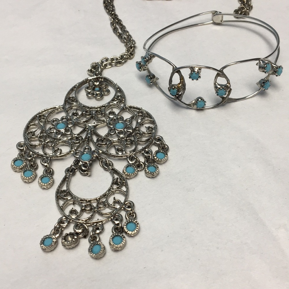 VINTAGE Silver Blue Necklace Pendant & Bracelet